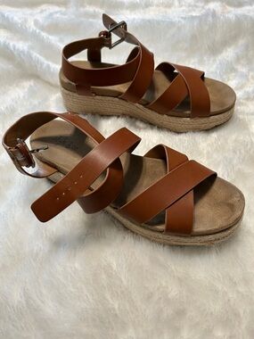 Women’s Brown Espadrille Platform Sandals